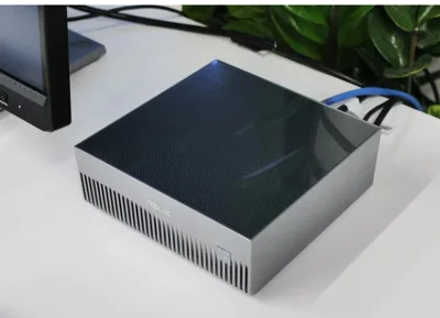 Nhỏ Gọn Bất Ngờ, Hiệu Năng AI Khủng 1 PetaFLOP: Cận Cảnh PC Thế Hệ Mới 