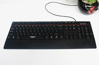 Bàn phím máy tính Newmen e340 (PS2)