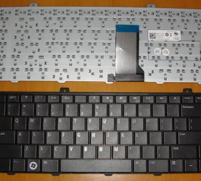 Keyboard Dell Inspiron 1440 cáp lệch phải