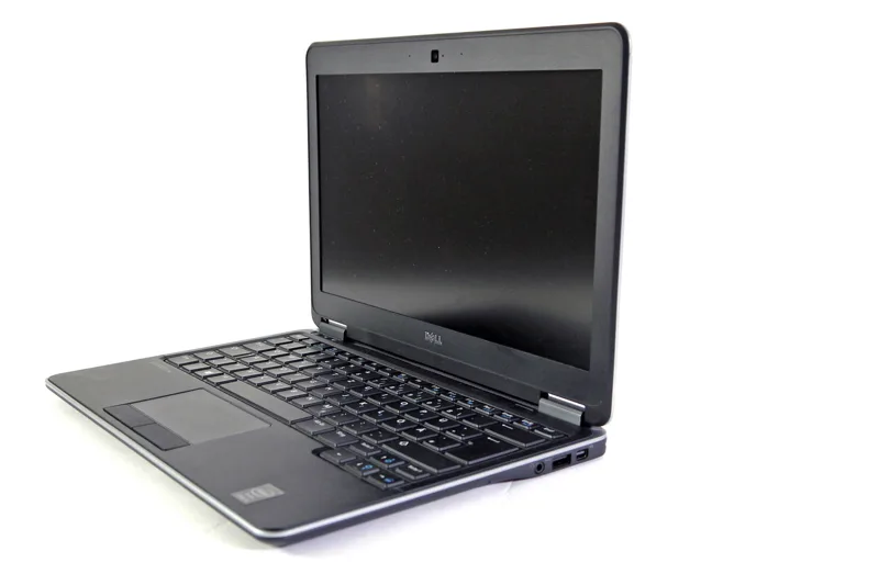 Laptop SE  Dell Latitude E7240 Core i7 4600 DDRam 4Gb SSD 128Gb 12.5 + Adapter