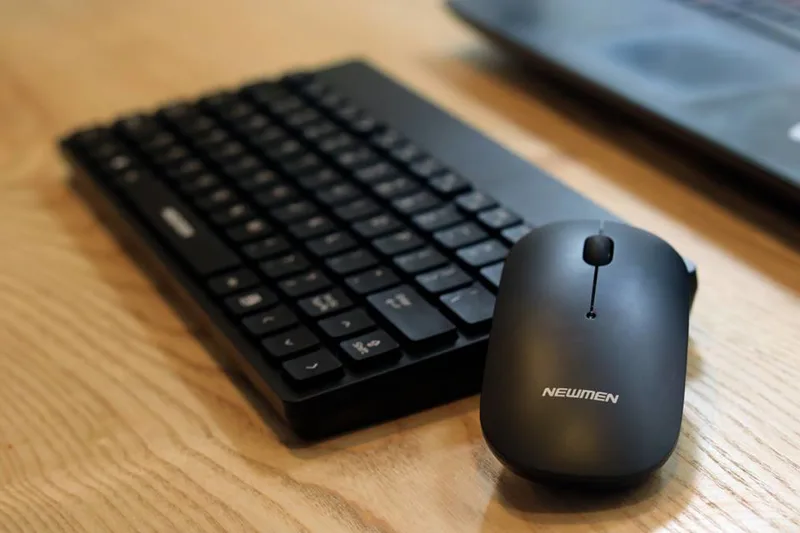 Keyboard + Mouse  Newmen Wireless K101