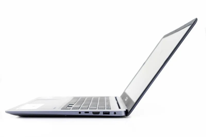 Laptop Asus  X510UQ-BR570 (Core i5.7200/4/1tb/Nvidia GT.940/15.6 Inch)