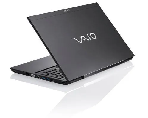 Laptop SE  Sony SVF 15/core i5 /4gb/ssd 120gb/VGA 2GB/15'6+Adapter