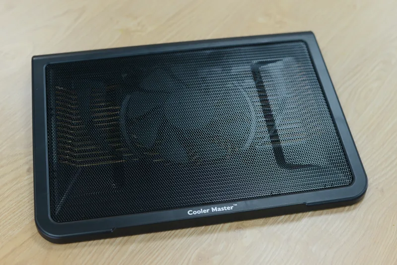 Fan Notebook tản nhiệt Cooler master L1