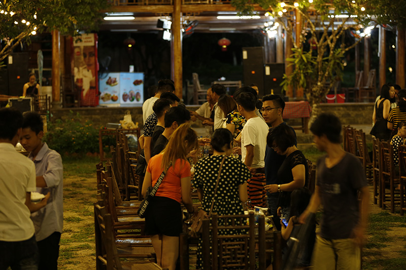 Kỷ niệm 16 năm thành lập Sơn Đạt
