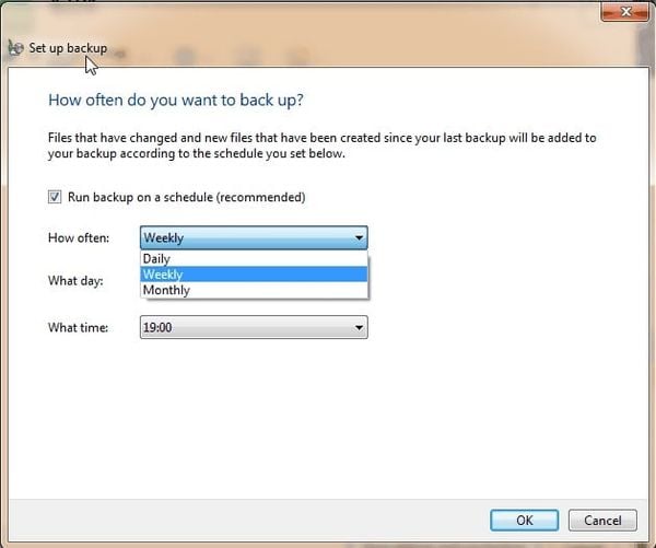 Trong hộp thoại How often do you want to create a backup?,