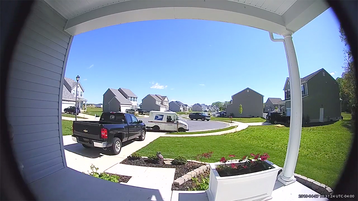 Những không gian mở như sân vườn và sân thượng thường bị bỏ qua, nhưng lại là những khu vực dễ dàng tiếp cận đối với kẻ gian