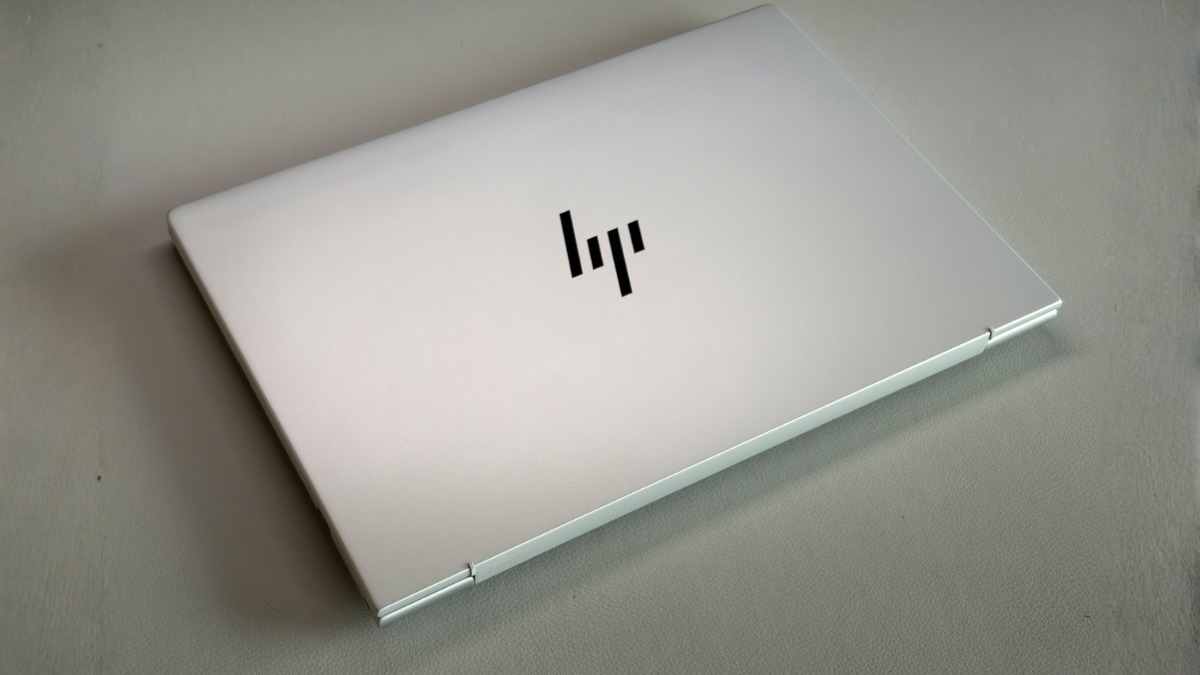 danh-gia-hp-elitebook-8-g2a-14-ai-laptop-doanh-nhan-5g-12.jpg