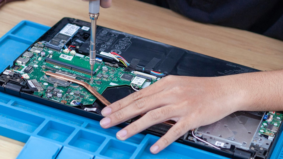laptop-bi-nong-15.jpg