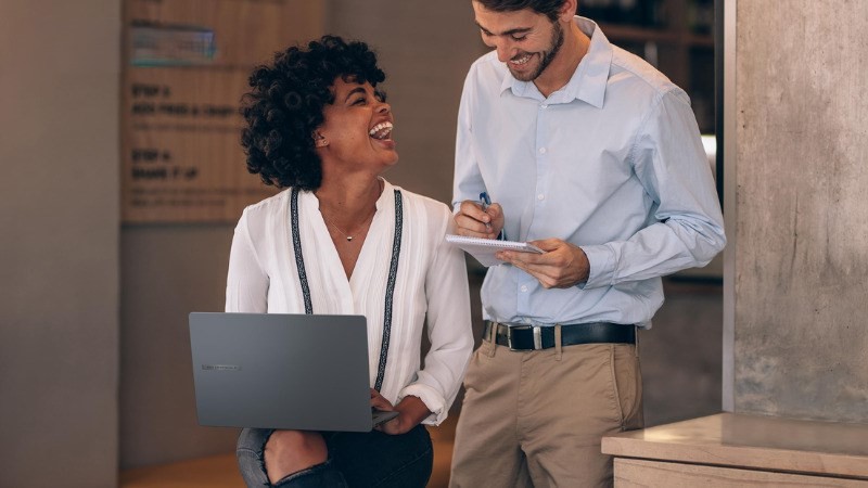 Laptop ASUS ExpertBook B1 BM1403CDA-S60974W sở hữu hiệu năng mạnh mẽ với AMD Ryzen 5