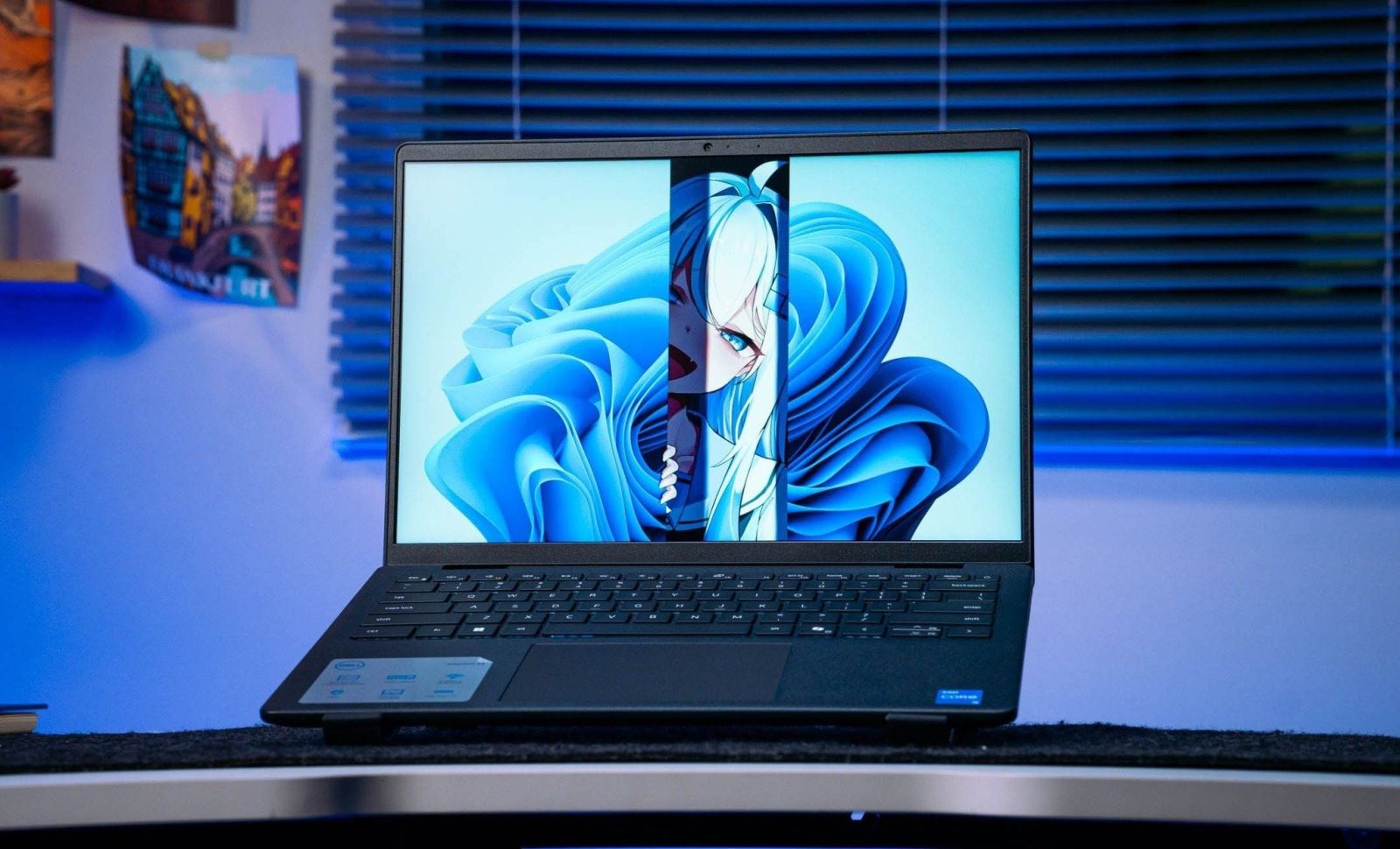 Dell Inspiron 5440-7783BLK được trang bị RAM DDR5 16GB cho khả năng xử lý đa tác vụ ấn tượng với tốc độ nhanh chóng