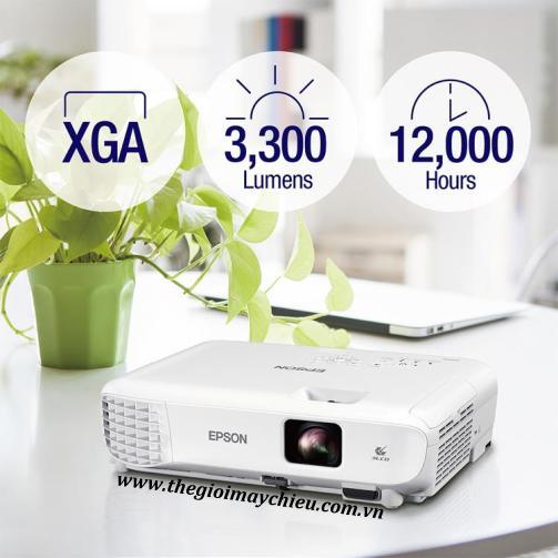 Máy chiếu Epson EB-E01  là dòng máy được tích hợp thêm nhiều tính năng rất ưu việt như công nghệ 3LCD