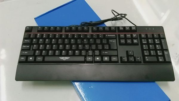 Keyboard Newmen E340