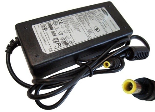 Adapter Notebook Samsung 19V - 4.7A Zin