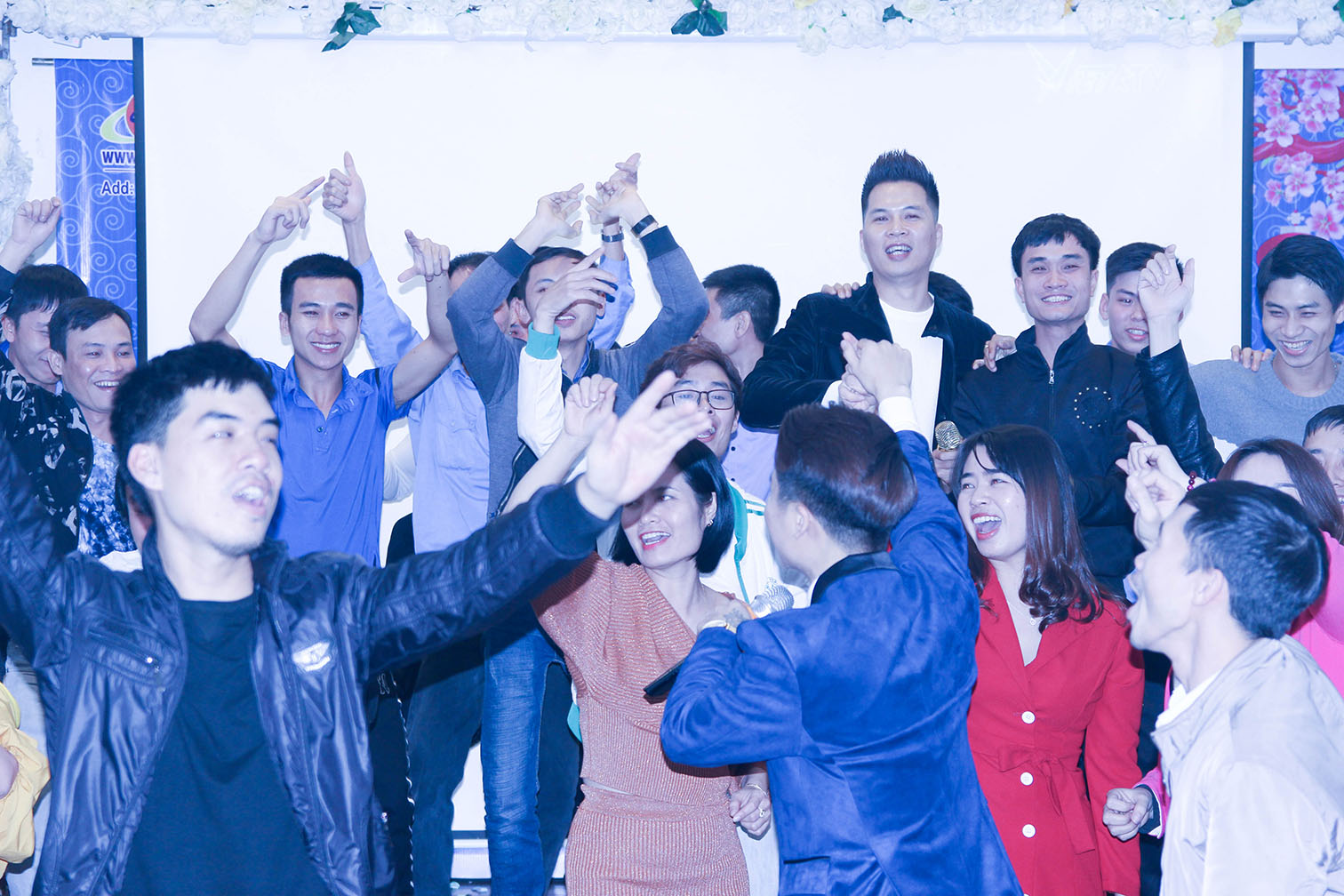 Tiệc tất niên 2019, chào xuân 2020