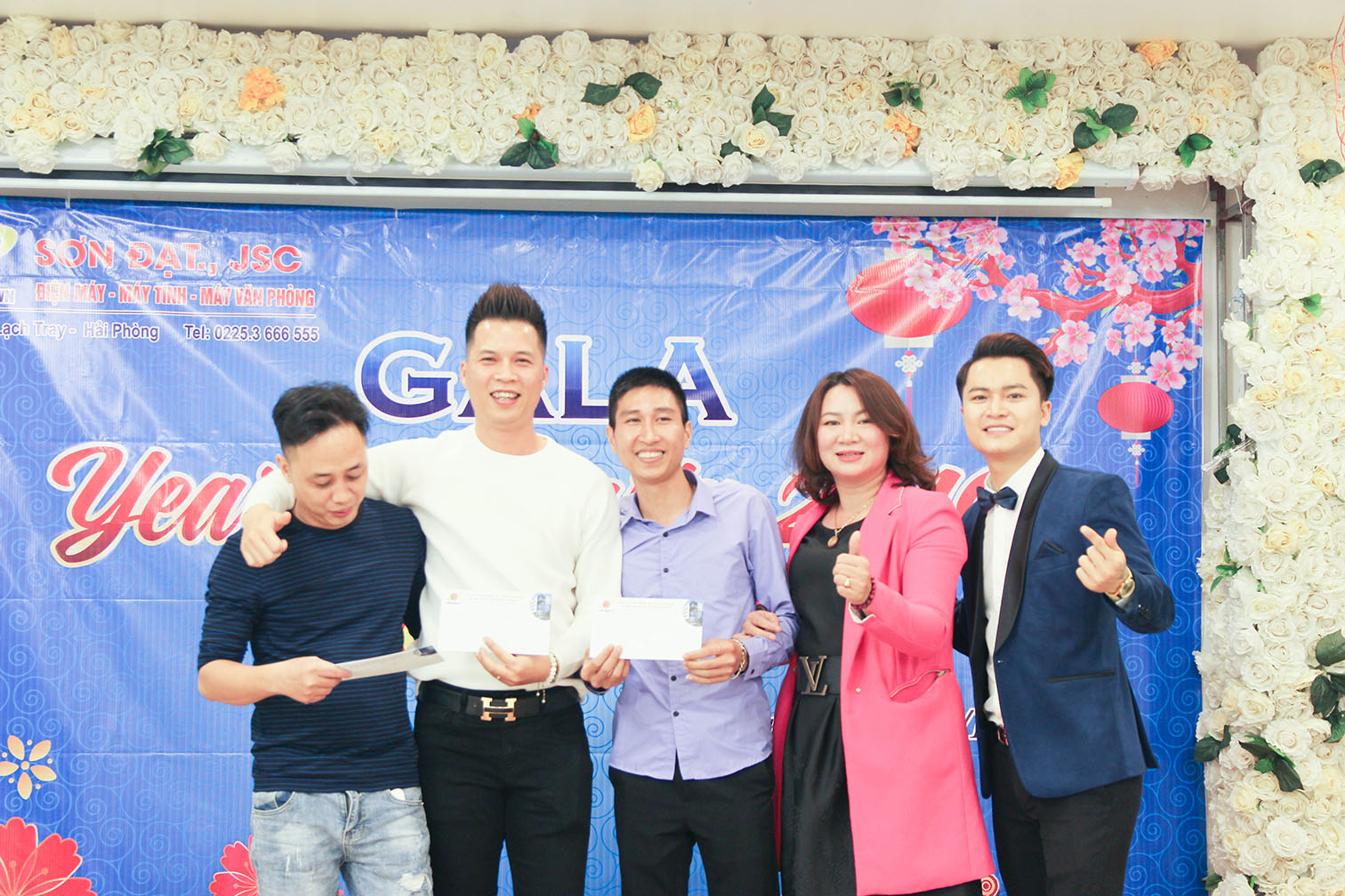 Tiệc tất niên 2019, chào xuân 2020